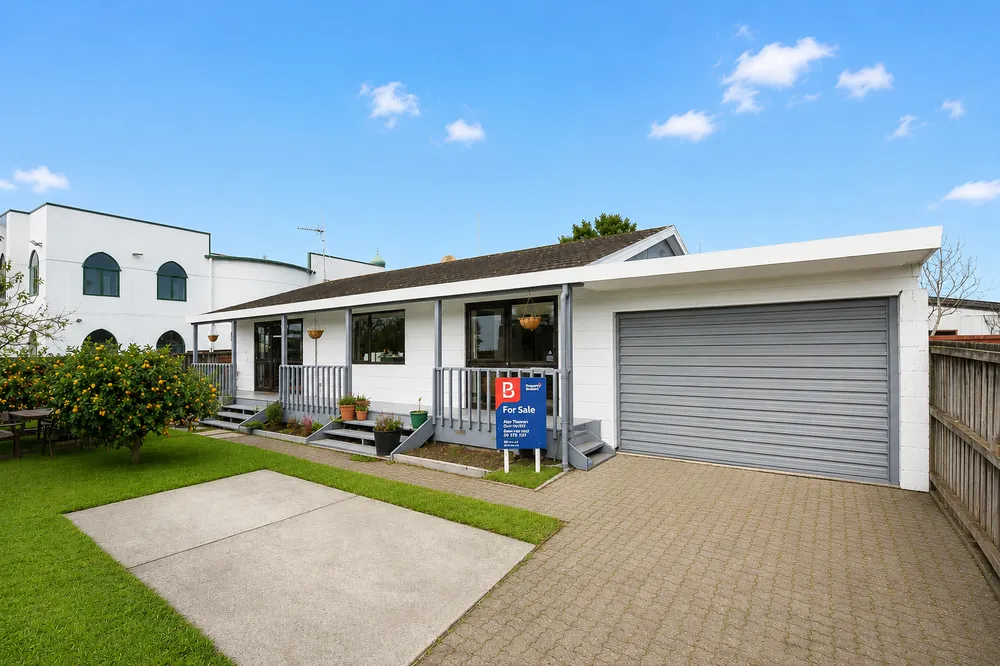 Photos of 49b Bandon Street