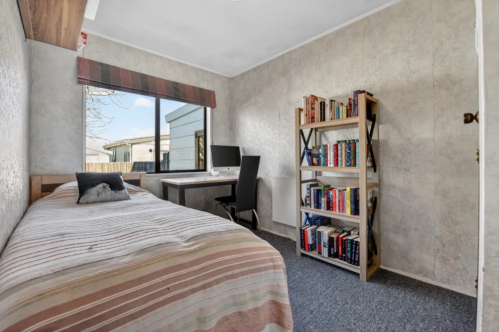 Photos of 49b Bandon Street