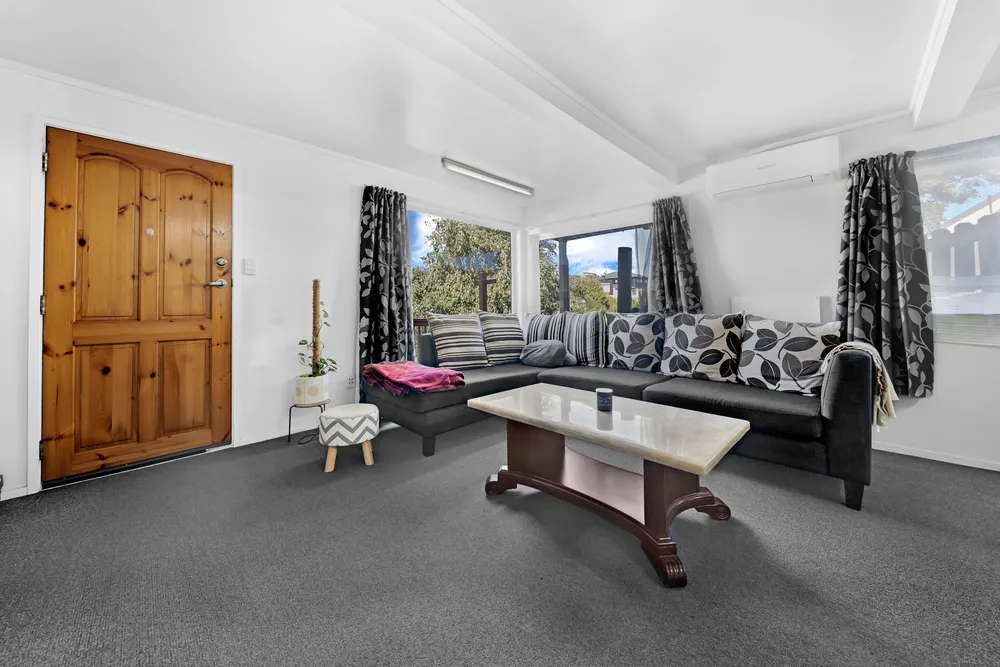 Photos of 82 Wolverton Street