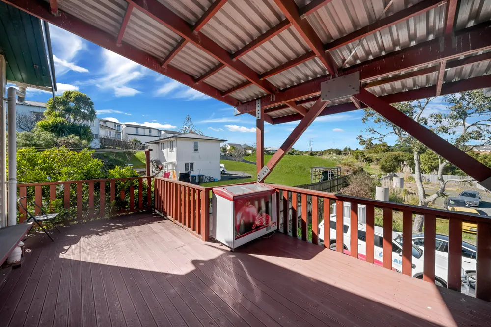 Photos of 82 Wolverton Street