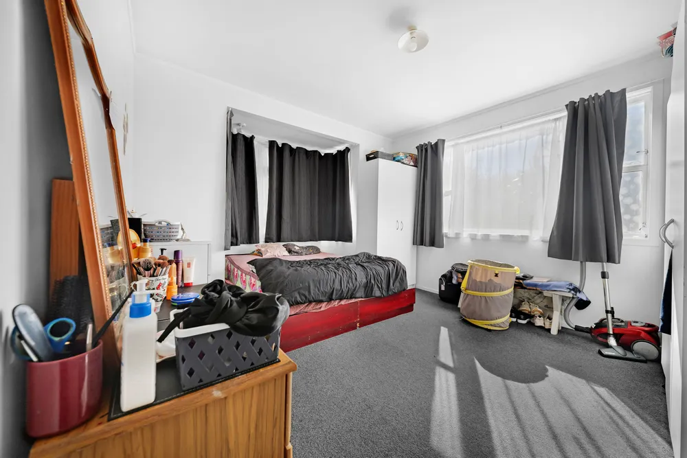 Photos of 82 Wolverton Street