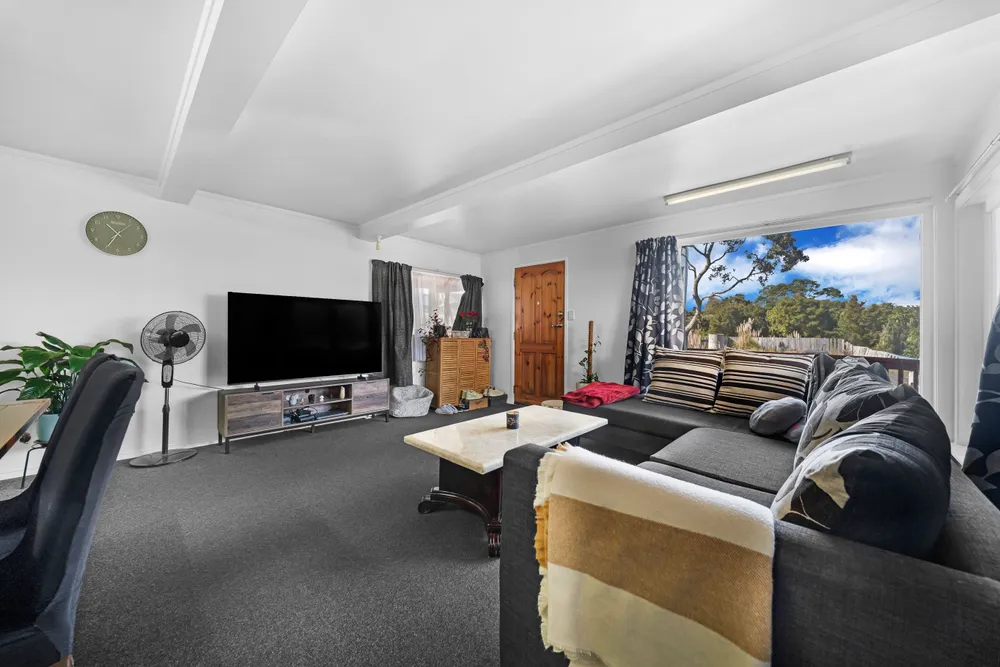 Photos of 82 Wolverton Street
