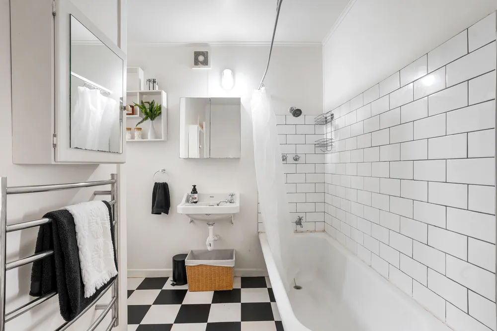 Photos of 1 Percy Street