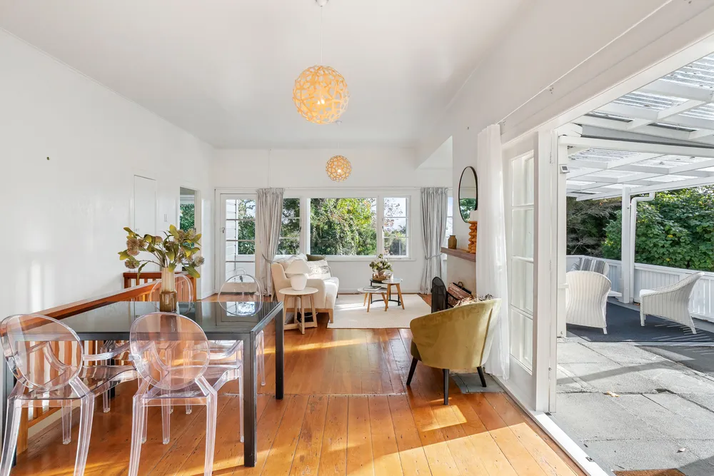 Photos of 1 Percy Street