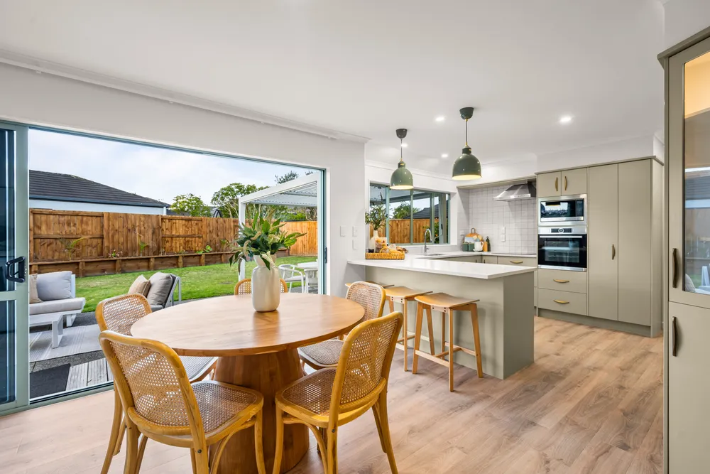 Photos of 15 Rota Close