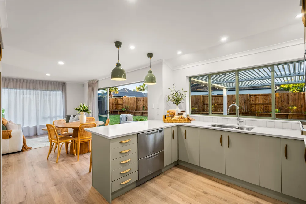 Photos of 15 Rota Close