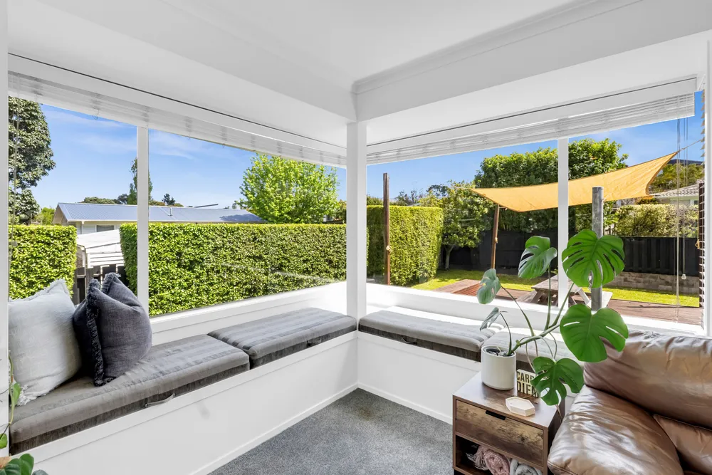 Photos of 61 Patons Road