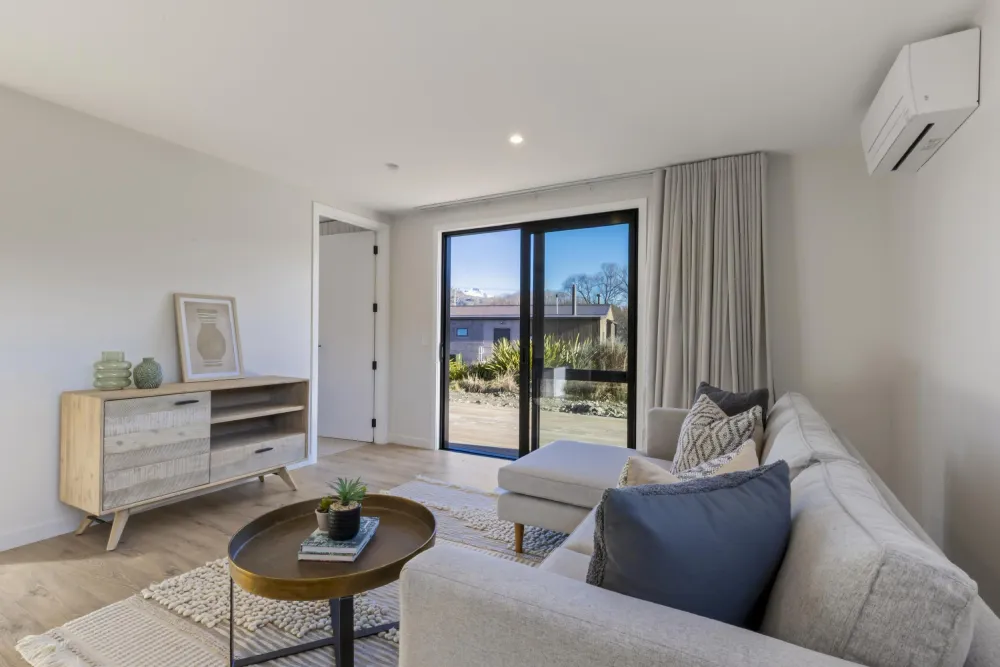 Photos of 19 Walton Way