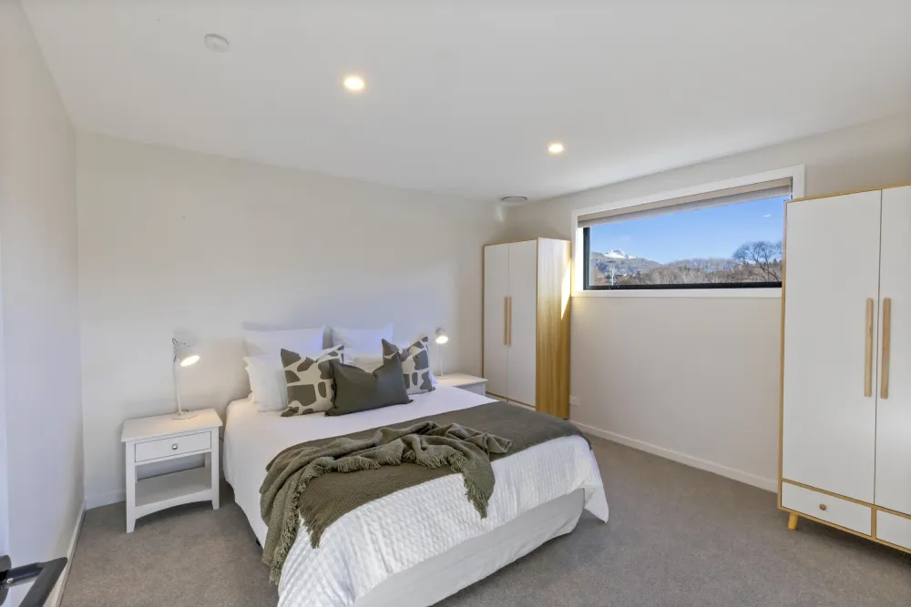 Photos of 19 Walton Way