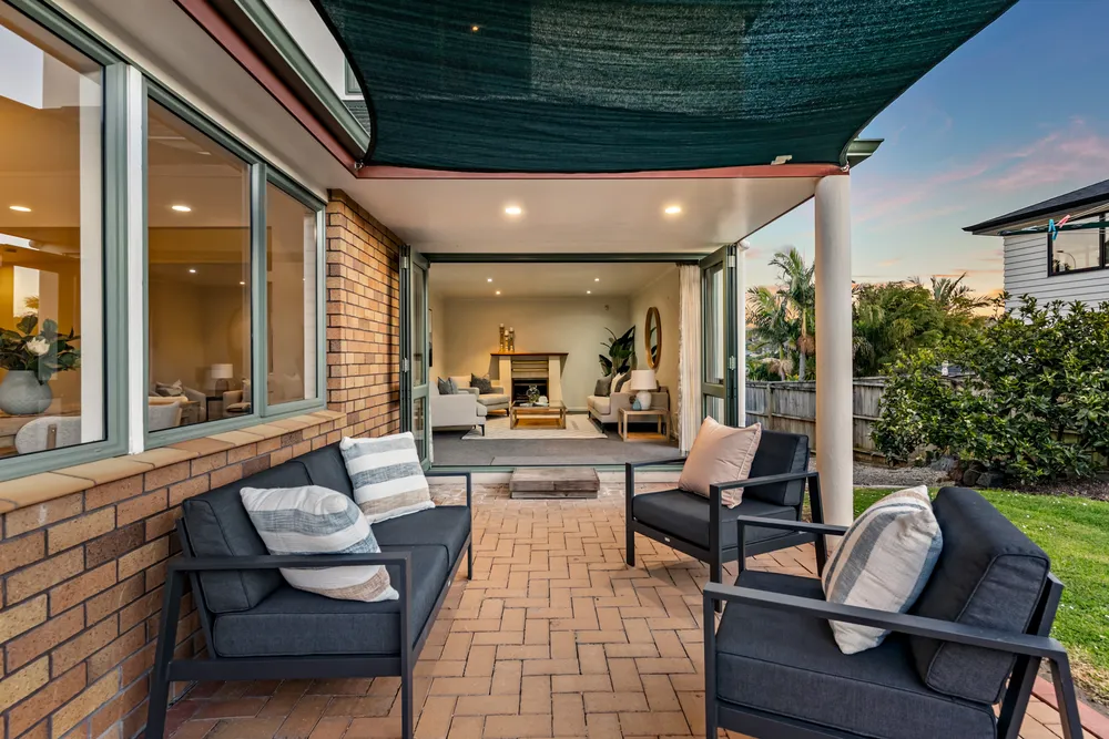 Photos of 492 Beach Road
