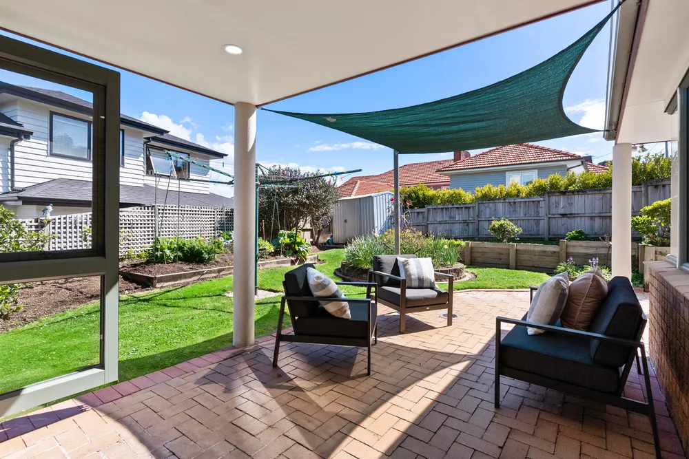 Photos of 492 Beach Road