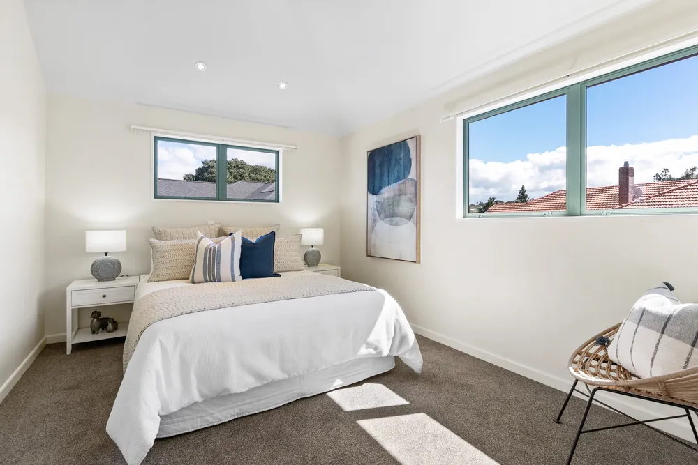 Photos of 492 Beach Road