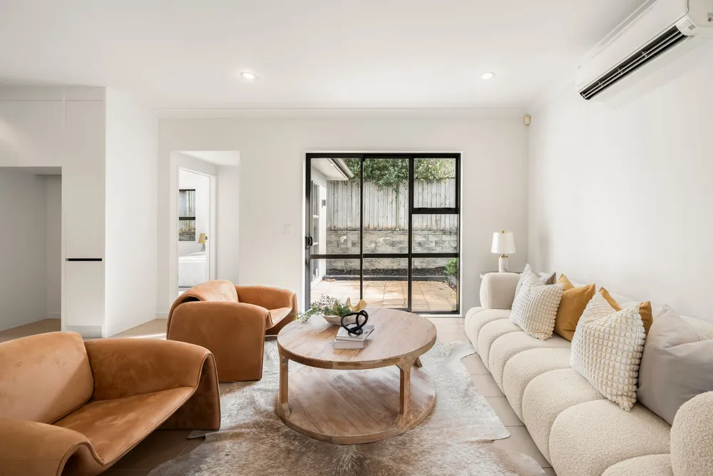 Photos of 7 Wynne Gray Avenue