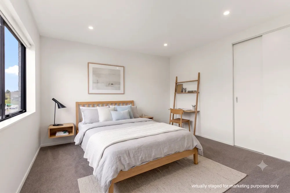 Photos of 14 Orford Lane