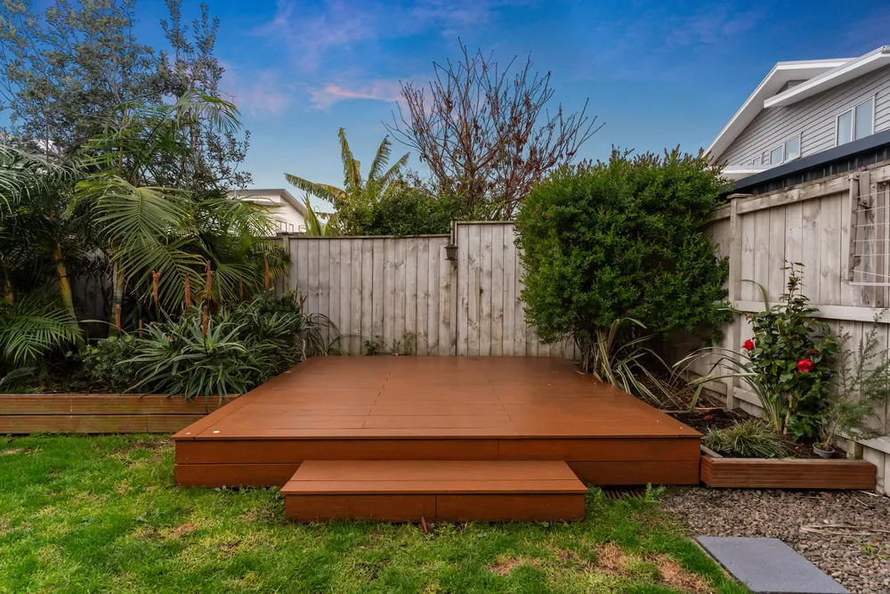 Photos of 14 Orford Lane