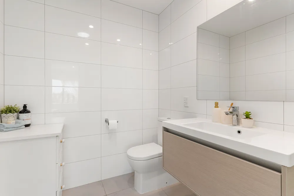 Photos of 14 Orford Lane