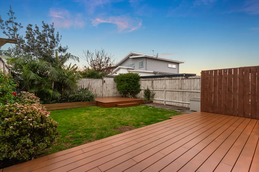 Photos of 14 Orford Lane