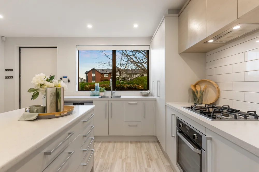 Photos of 14 Orford Lane