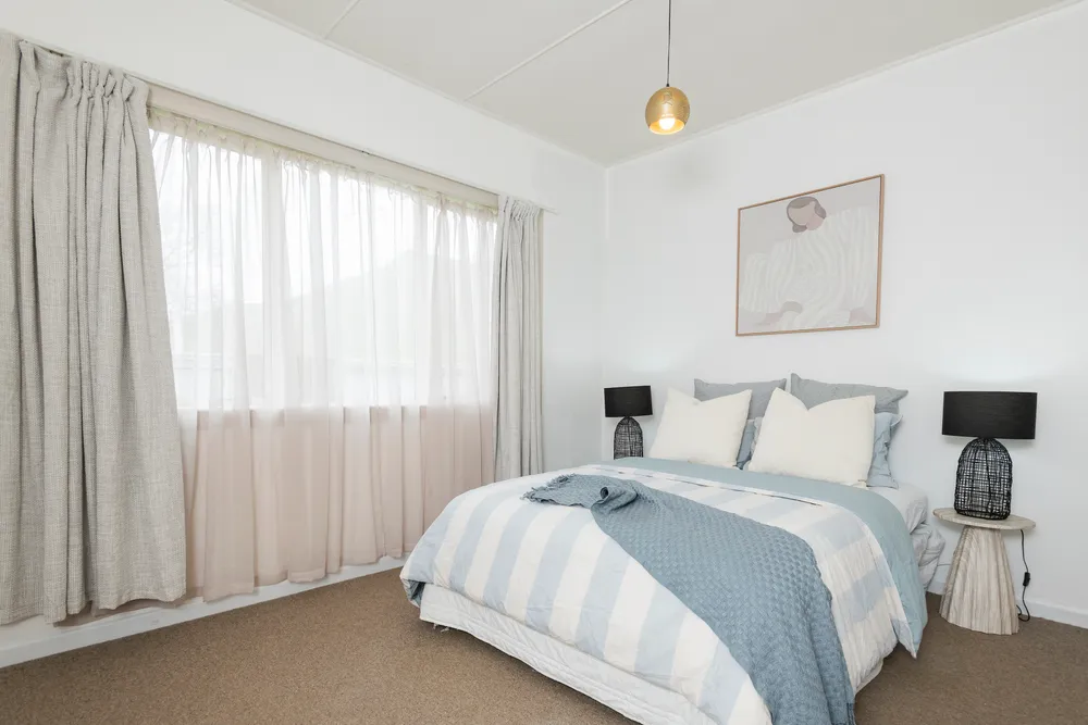 Photos of 2 Worsley Street