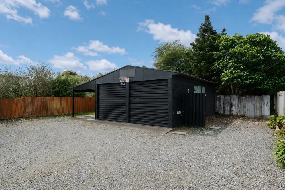 Photos of 2 Worsley Street