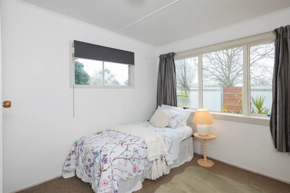 Photos of 2 Worsley Street