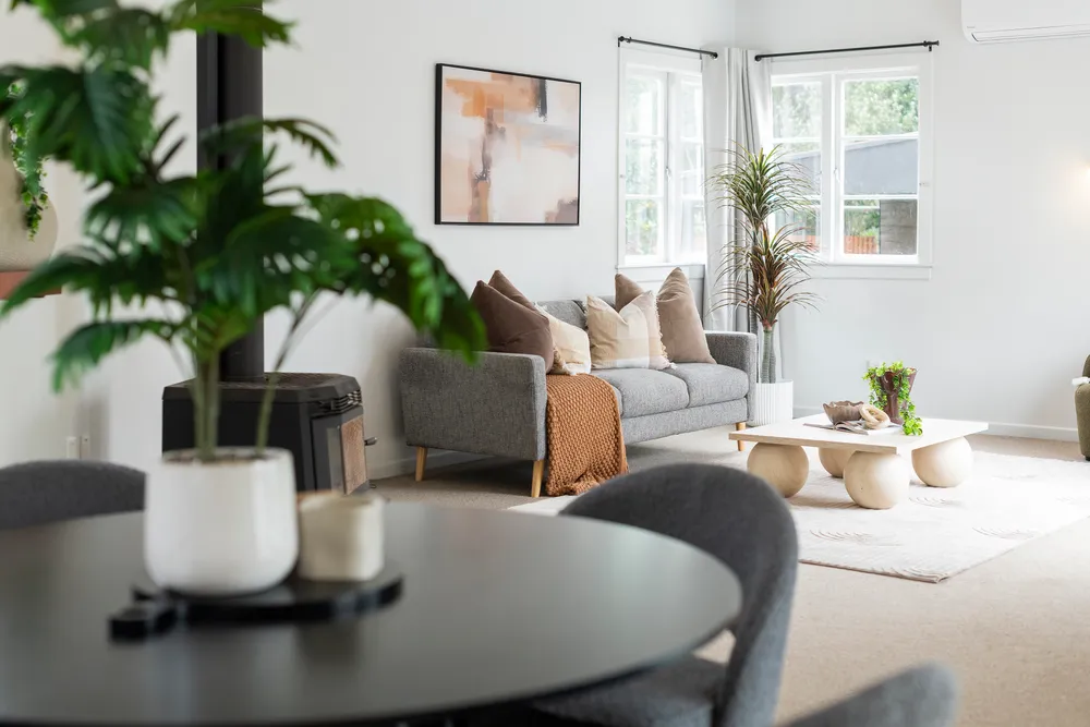 Photos of 2 Worsley Street