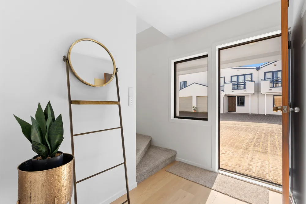 Photos of 11/70 Fernhill Way
