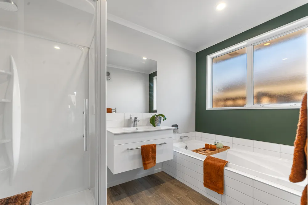Photos of 5 Tippet Crescent