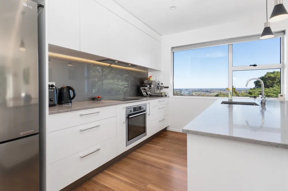 Photos of 261 Kennedys Bush Road