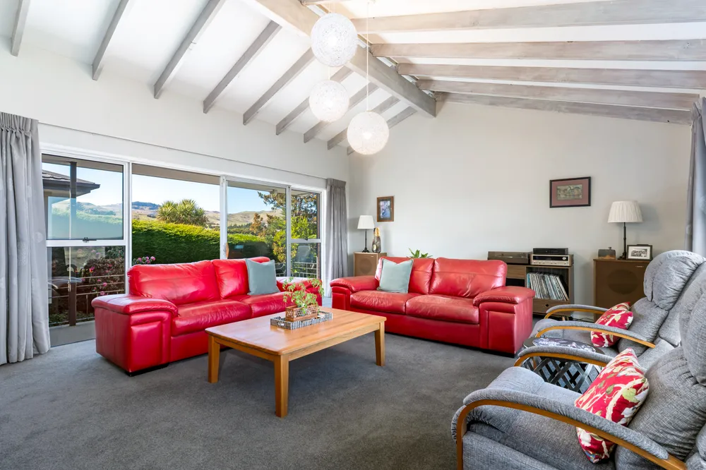 Photos of 261 Kennedys Bush Road
