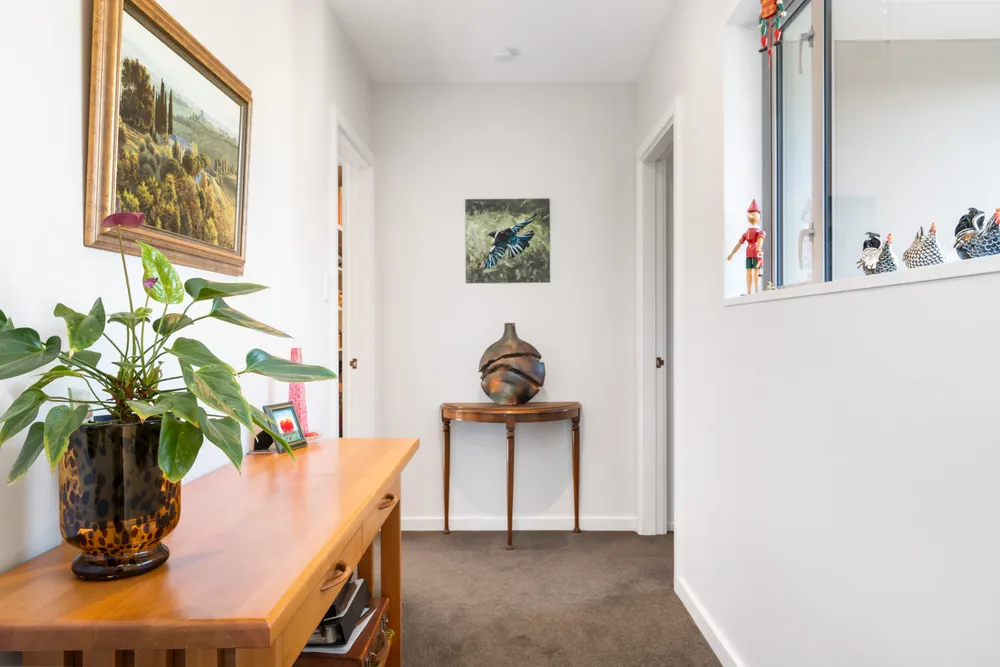 Photos of 261 Kennedys Bush Road