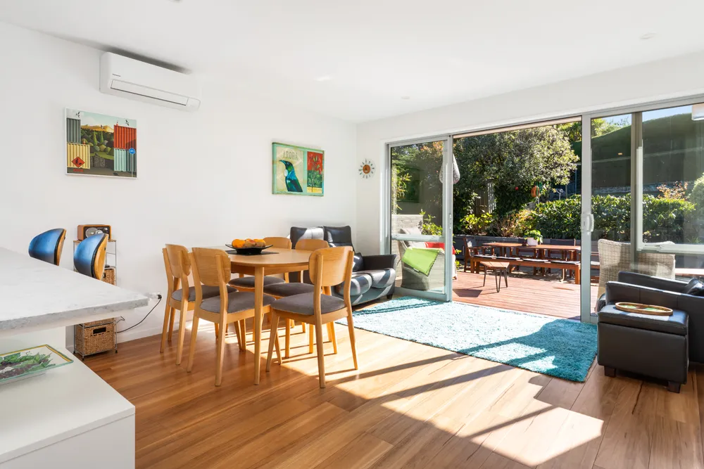 Photos of 261 Kennedys Bush Road