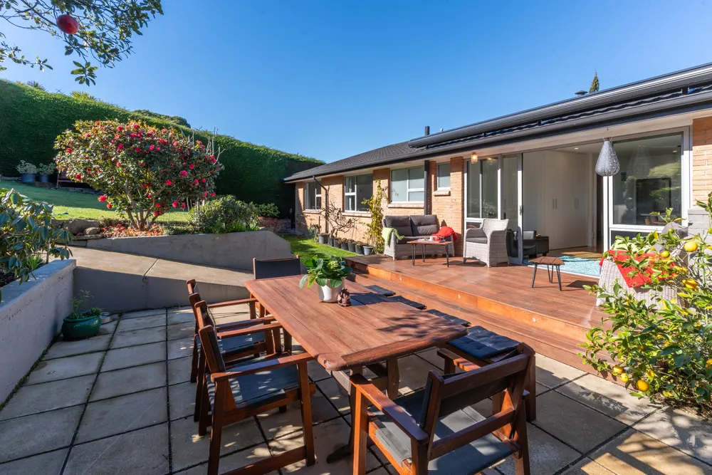 Photos of 261 Kennedys Bush Road