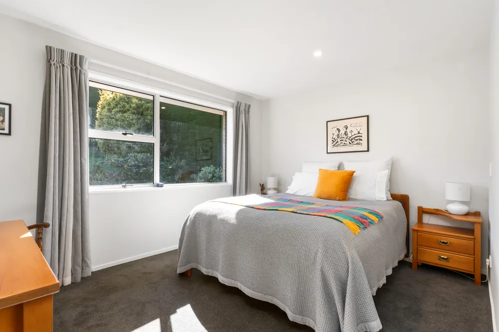 Photos of 261 Kennedys Bush Road
