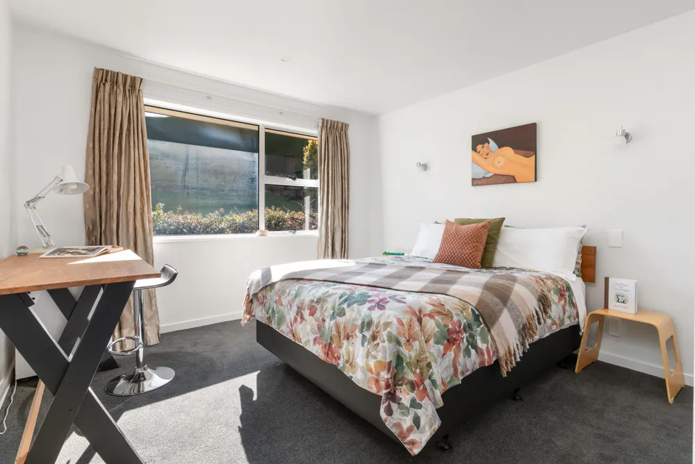 Photos of 261 Kennedys Bush Road