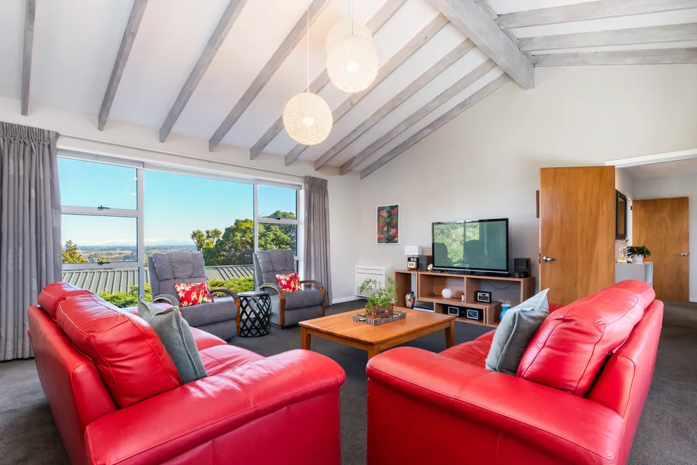 Photos of 261 Kennedys Bush Road