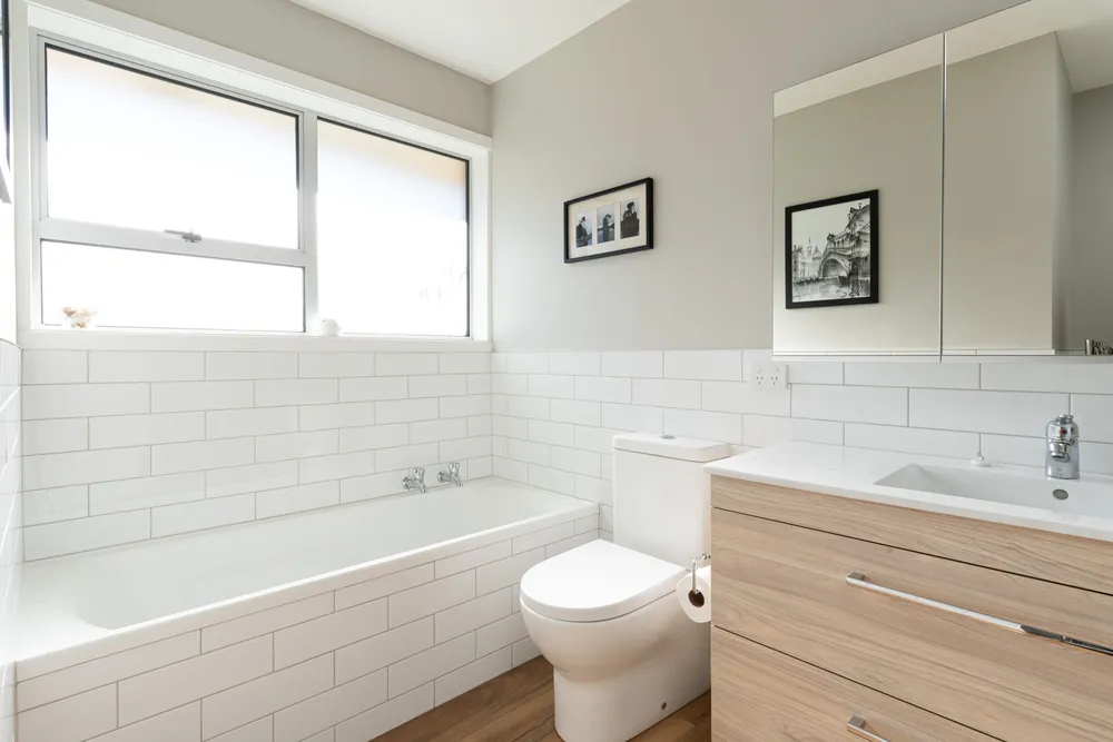 Photos of 261 Kennedys Bush Road