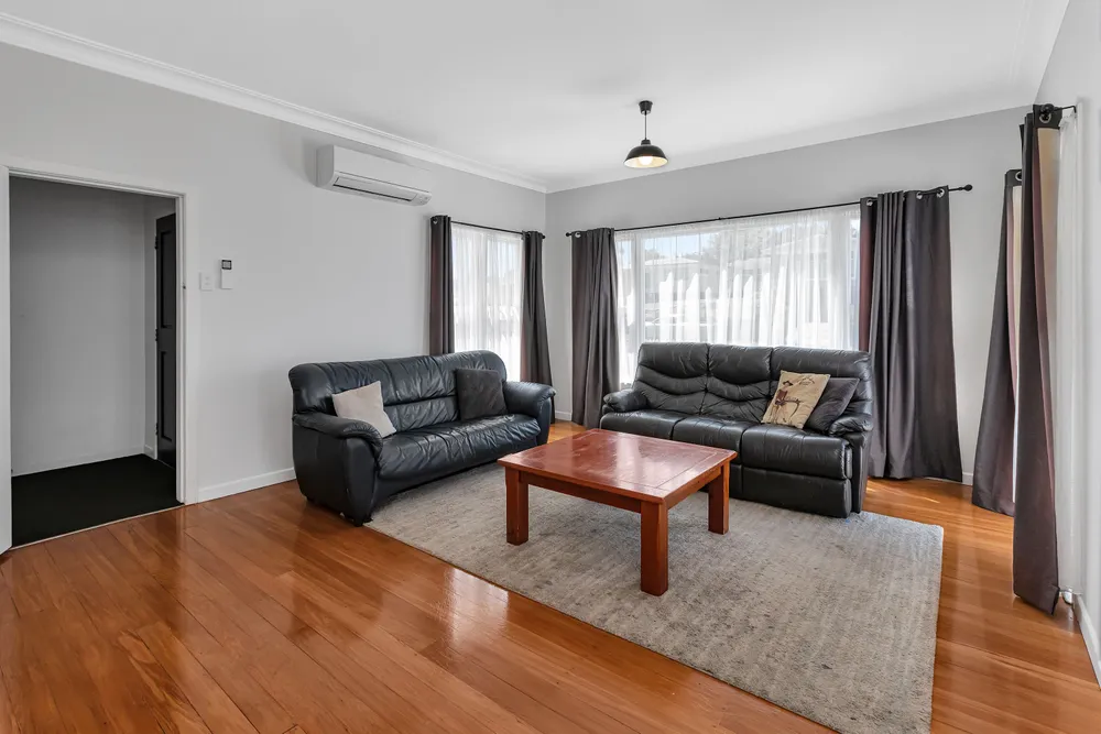 Photos of 29 Weaver Street