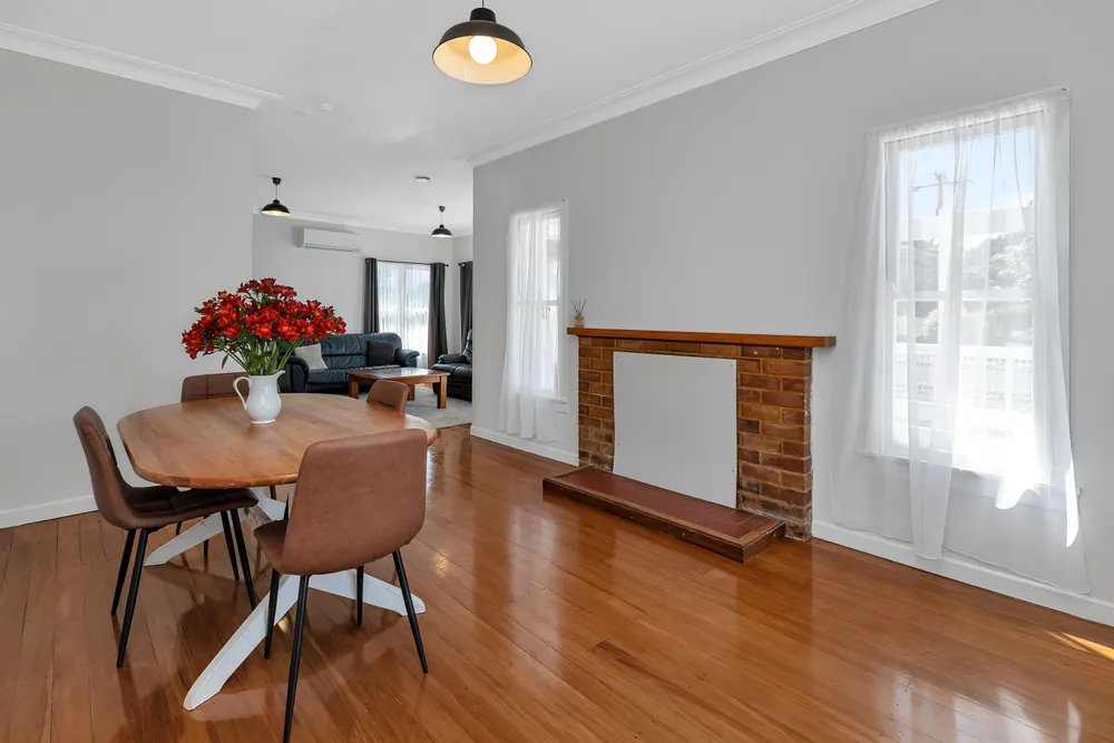 Photos of 29 Weaver Street
