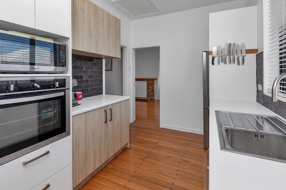 Photos of 29 Weaver Street
