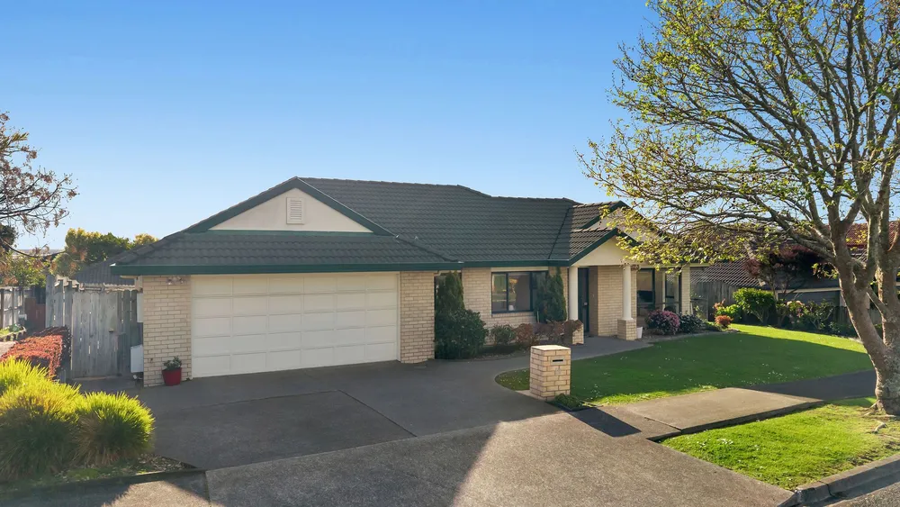Photos of 14 John Brooke Crescent