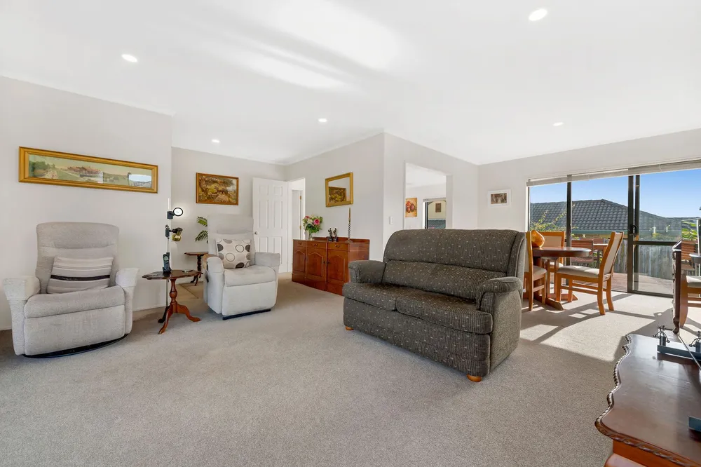 Photos of 14 John Brooke Crescent
