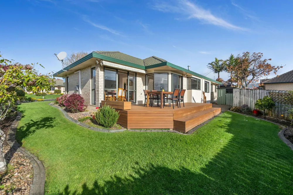 Photos of 14 John Brooke Crescent