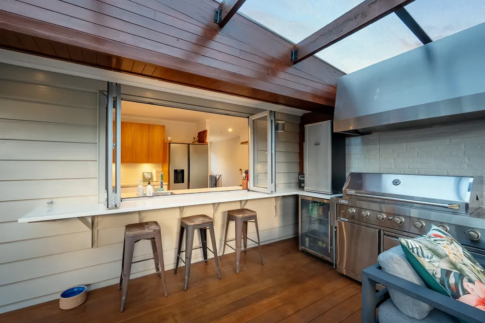 Photos of 118 Roseberry Avenue