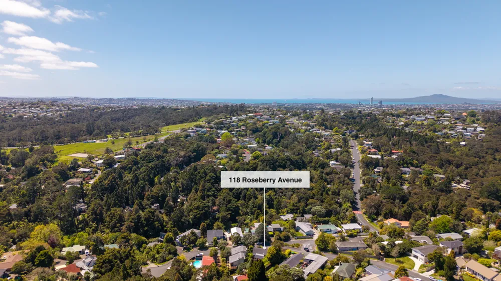 Photos of 118 Roseberry Avenue