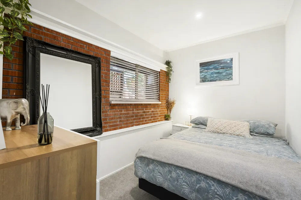 Photos of 118 Roseberry Avenue