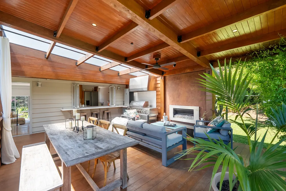 Photos of 118 Roseberry Avenue