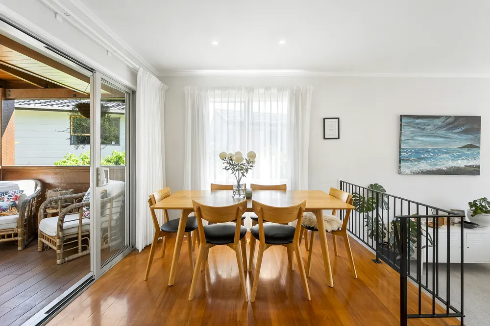Photos of 118 Roseberry Avenue