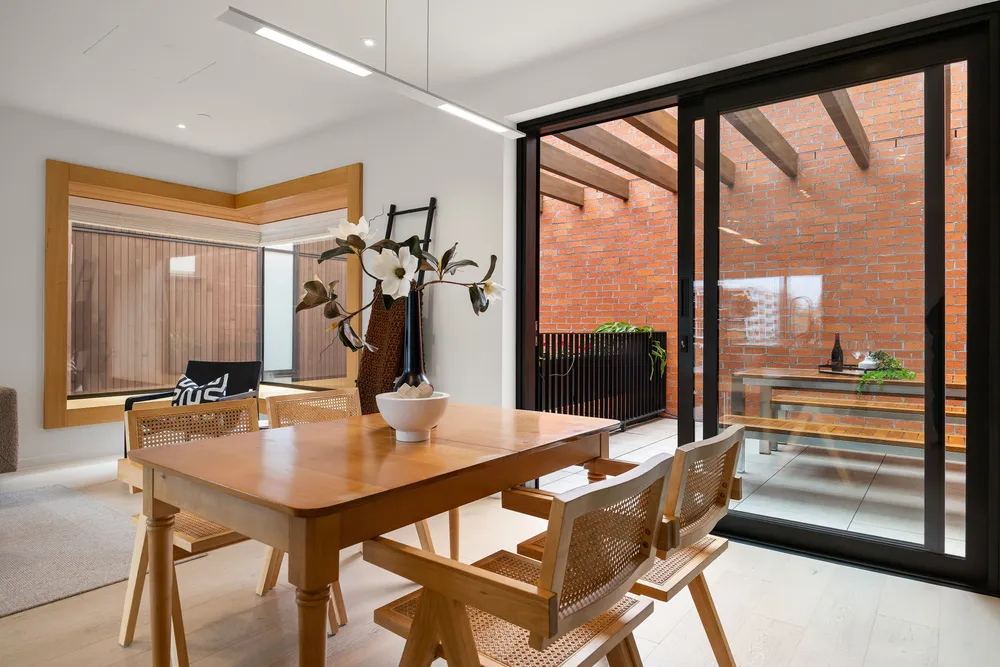Photos of 9/143 Pakenham Street West