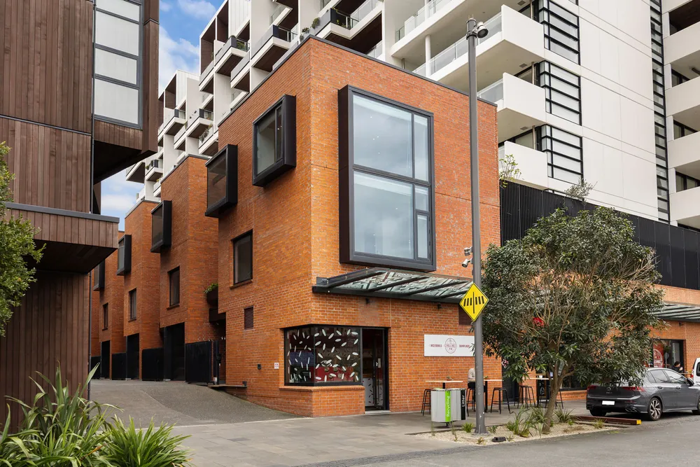 Photos of 9/143 Pakenham Street West